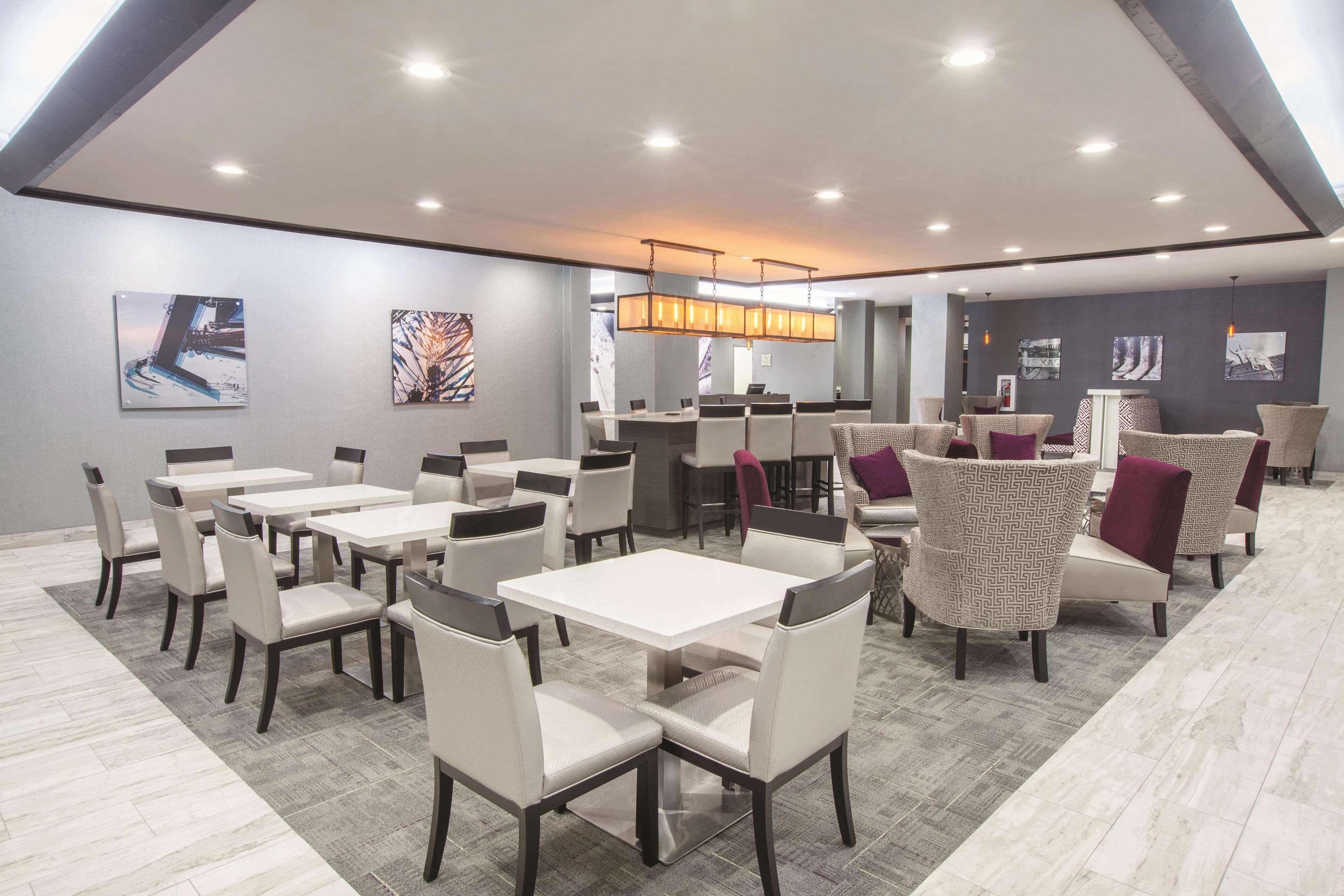 La Quinta By Wyndham Кингсвил Екстериор снимка